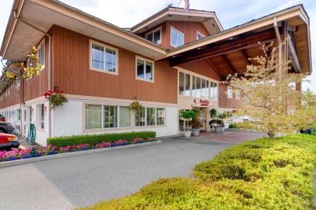 Econo Inn & Suites - - 17