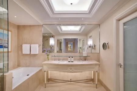 Four Seasons Cairo at Nile Plaza - 80