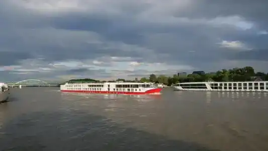 Botel Gracia - 53