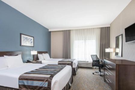 Wingate by Wyndham - 5