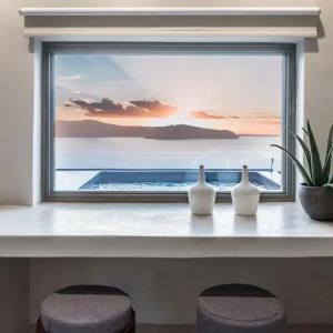 West East Suites - 64