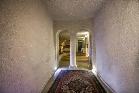 Roma Cave Suite - 16