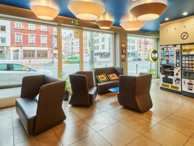 B&B Frankfurt Hauptbahnhof - 16