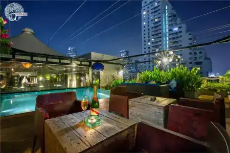 Galleria Sukhumvit 10 Bangkok by Compass Hospitality - 23
