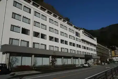 Tominoko - 31