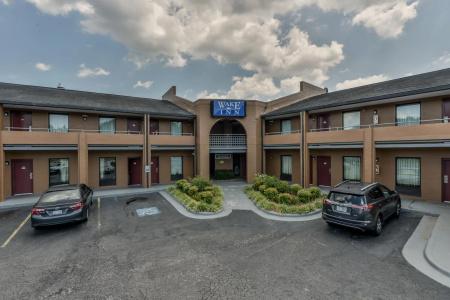Wake Inn - 15