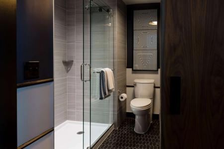 Cambria Boston Somerville - 8