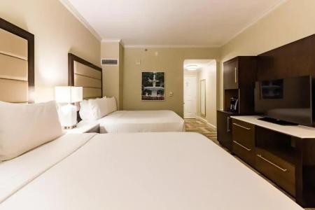 Holiday Inn Express Savannah - Historic District, An Ihg - 76