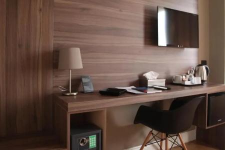 7th Floor Suite - 59
