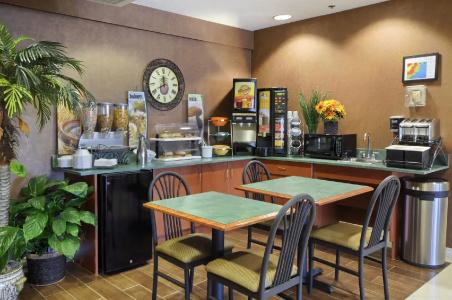 Quality Inn & Suites I-20 - 16