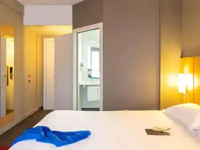 ibis Brussels Centre Gare du Midi - 1