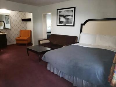 Niagara Falls Courtside Inn - 50
