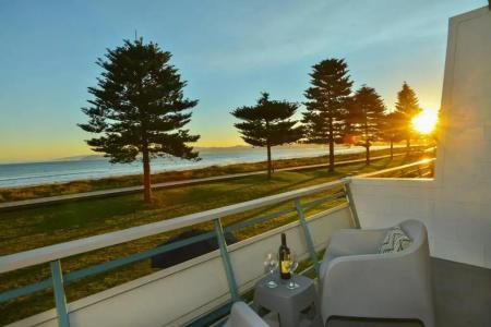 Whispering Sands Beachfront - 5