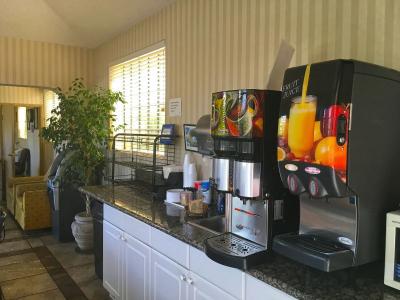 Lax Stadium Inn - 11