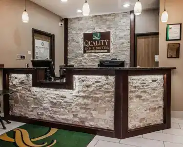 Quality Inn & Suites Airport - 1