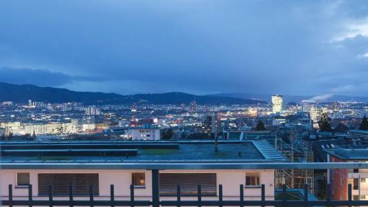 Swiss Star University - 10
