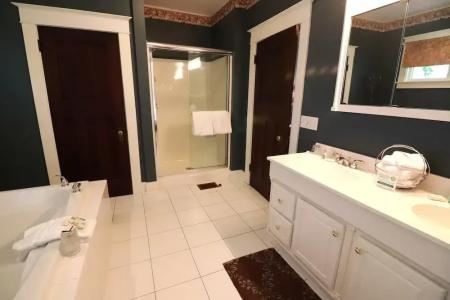 Inn at 835 Boutique - 89