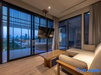 Shan Villas Sukhumvit - 165