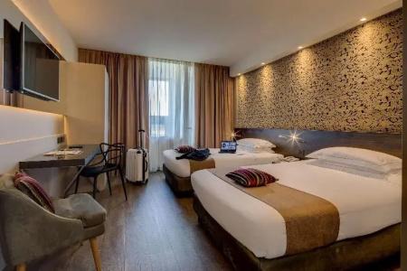 Best Western Plus Farnese - 43
