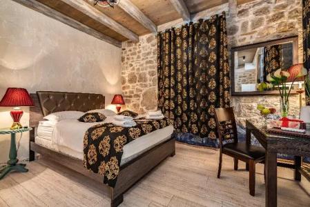 Heritage Palace Varos - Mag Quaint & Elegant Boutiques - 103