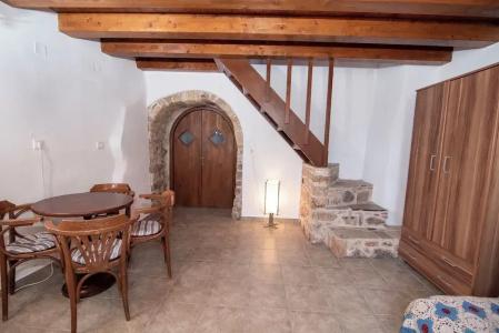 Goulas Traditional Guesthouse - 111