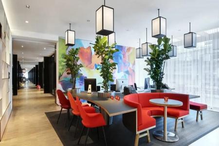 citizenM Schiphol Airport - 11
