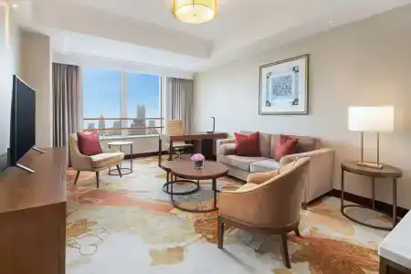 Radisson Blu Shanghai New World - 11