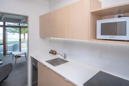 Whispering Sands Beachfront - 19
