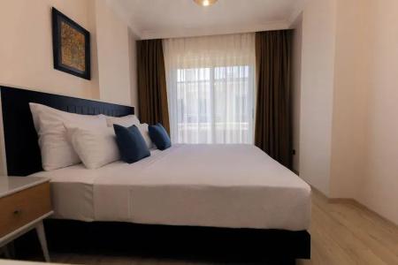 Kamer Suite & - 80