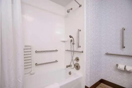 Hampton Inn & Suites by Hilton Nashville North Skyline - 40