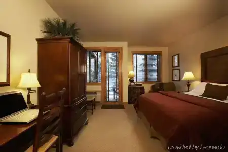 The Telluride - 41