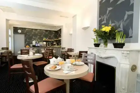 Best Western Hôtel d'Arc - 16