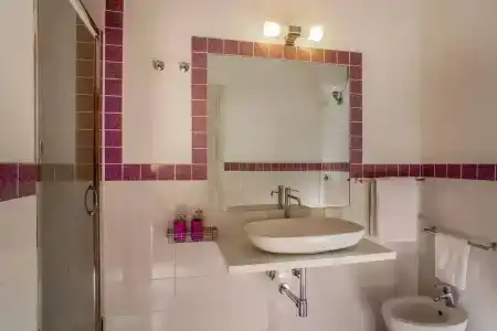 Roma Central Guest House - 9