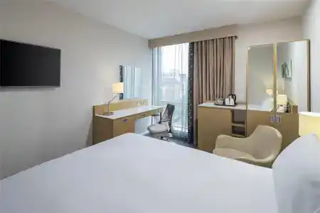 Hilton Garden Inn Bristol City Centre - 74