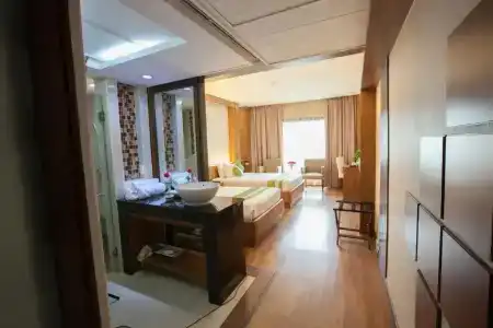 Chiangmai Grandview & Convention Center - Sha Extra Plus - 107