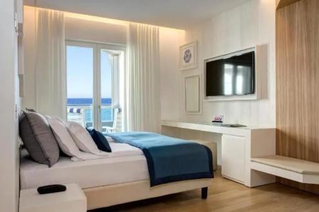 Cavalieri Palace - 90