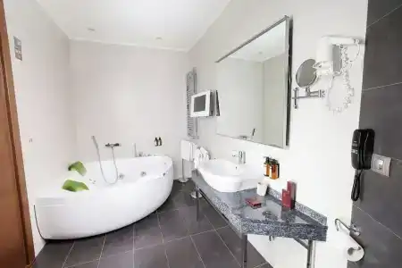 Premier Aqua - 72