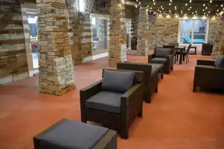 Best Western Plus Airport Inn & Suites - 27