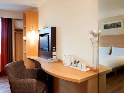 ibis Belfast Queens Quarter - 6