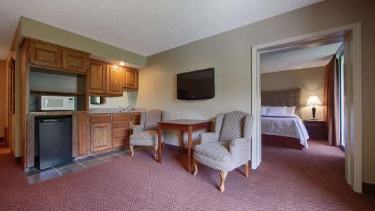 Best Western Inn and Conference Center - 85