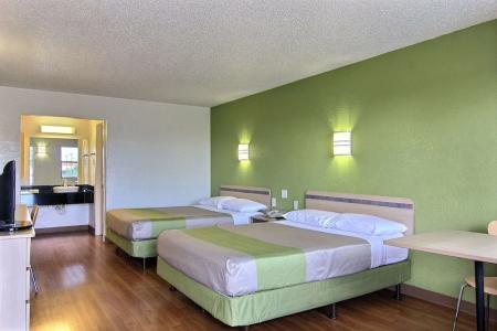 6 Austin, Tx - Central Downtown Ut - 50