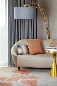 Crescent Court - 56