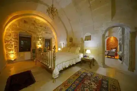 Serenus Cave Suites - 105