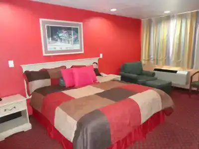 Imperial Inn - 14