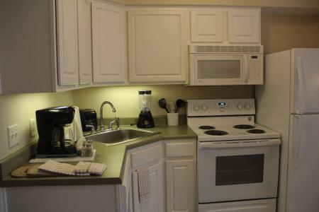 Grand Crowne by Capital Vacations - 14