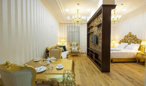 Royal Residence - 235