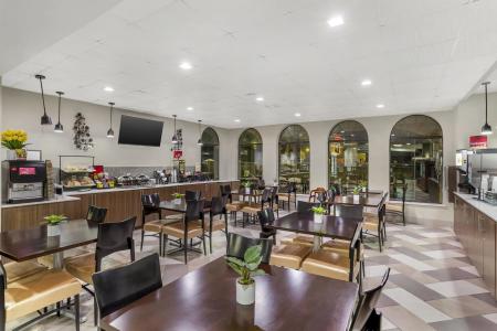 Best Western Plus Heritage Inn - 28