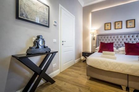 Emma Small Luxury Hotel - 100