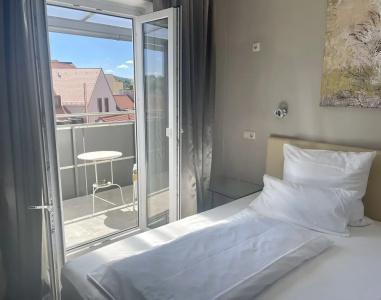 Central - 4