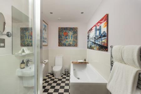 24 Royal Terrace - 81